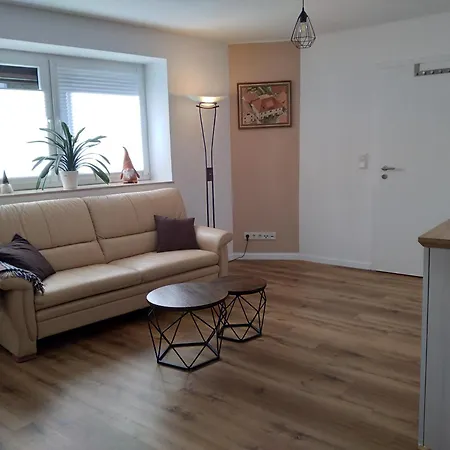 Zenti Ortsteil Zella شقة